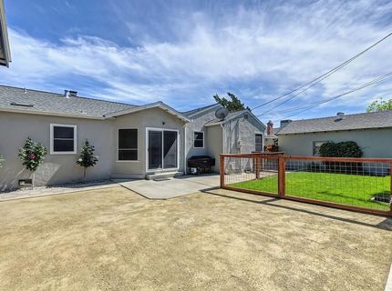 3422 David Way, Sacramento, CA 95820 Photo