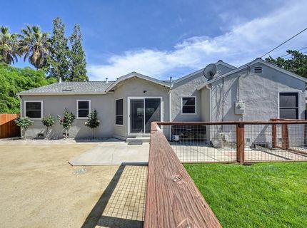 3422 David Way, Sacramento, CA 95820 Photo