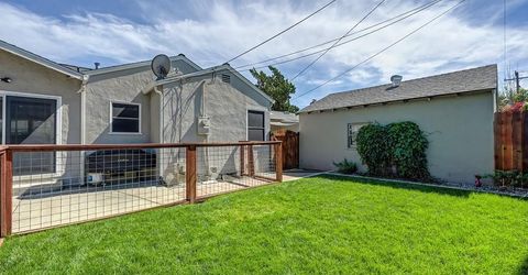 3422 David Way, Sacramento, CA 95820 Photo