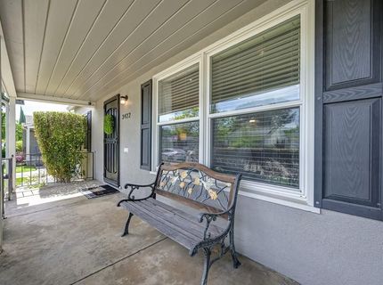 3422 David Way, Sacramento, CA 95820 Photo