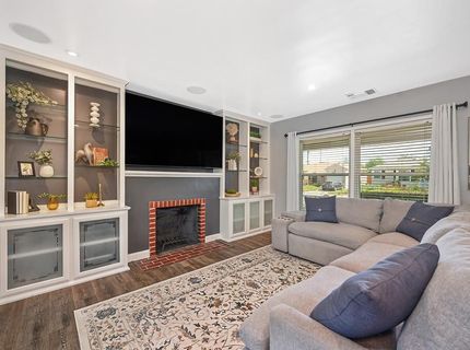 3422 David Way, Sacramento, CA 95820 Photo