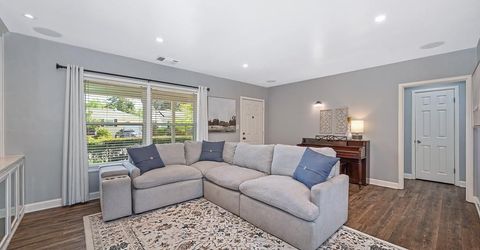 3422 David Way, Sacramento, CA 95820 Photo