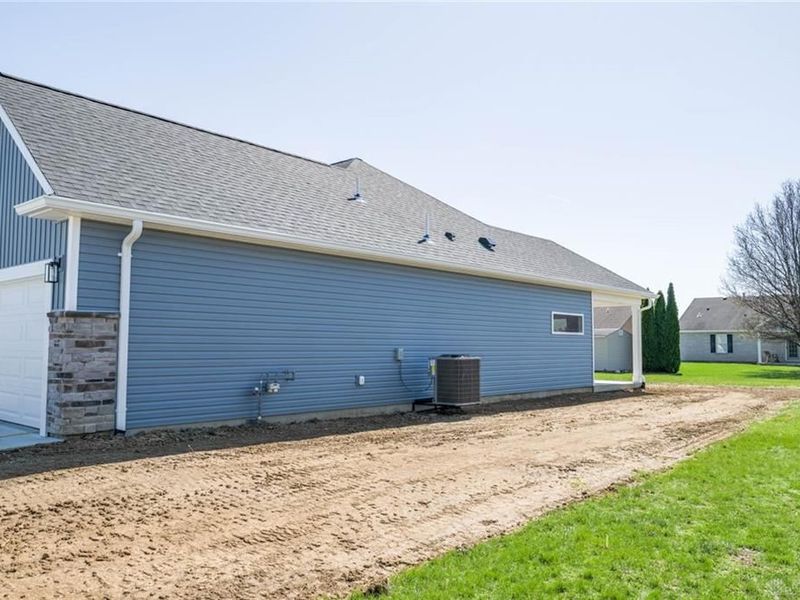 2917 Seminole Way, Piqua, OH 45356 Photo 5