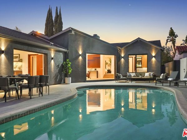 11642 Hartsook Street, Valley Village, CA 91601