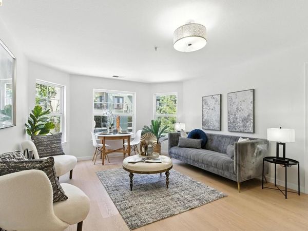 555 10th Street, Unit 201, Oakland, CA 94607