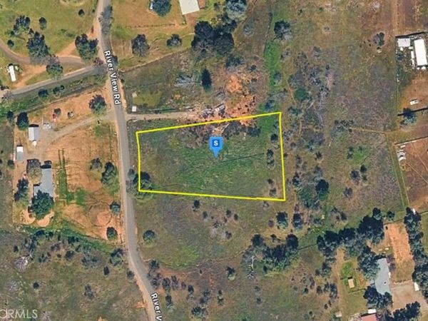 2592 River View, Clearlake Oaks, CA 95423