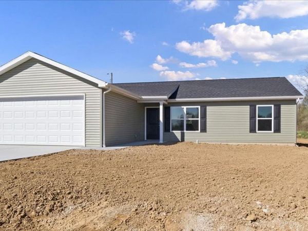 928 N Polk Drive, Oakland City, IN 47660