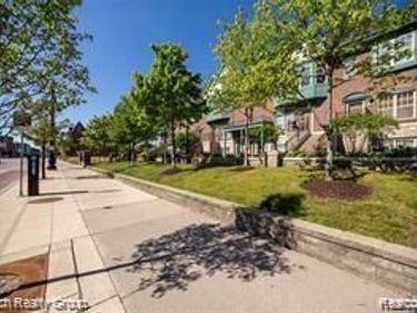 2566 Woodward Avenue, Detroit, MI 48201