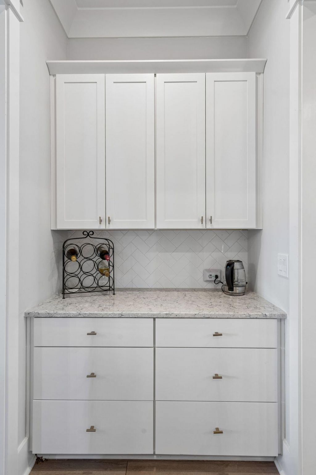 3571 Clambank Drive Photo 8