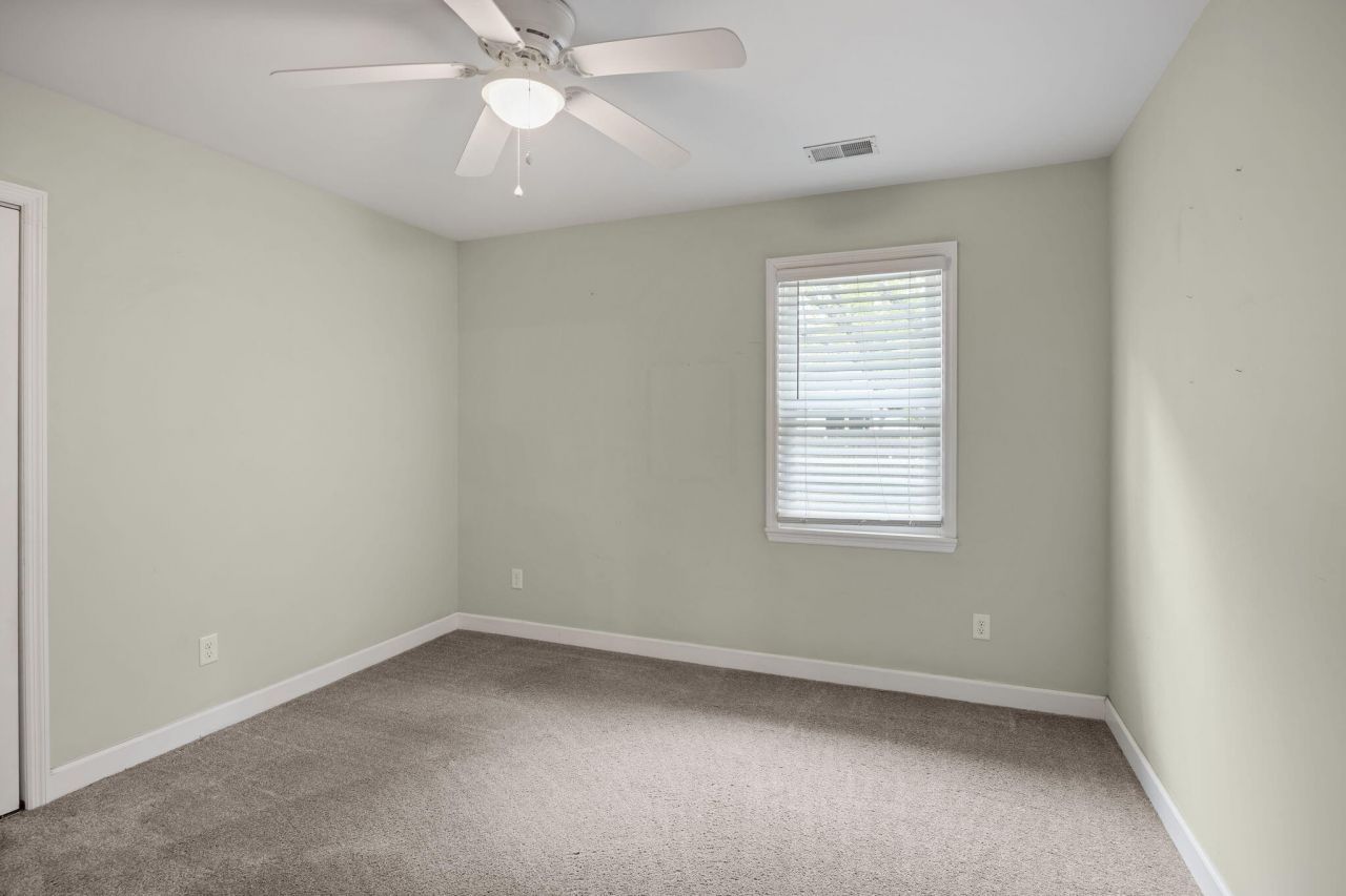 5905 Sedgefield Drive Photo 13