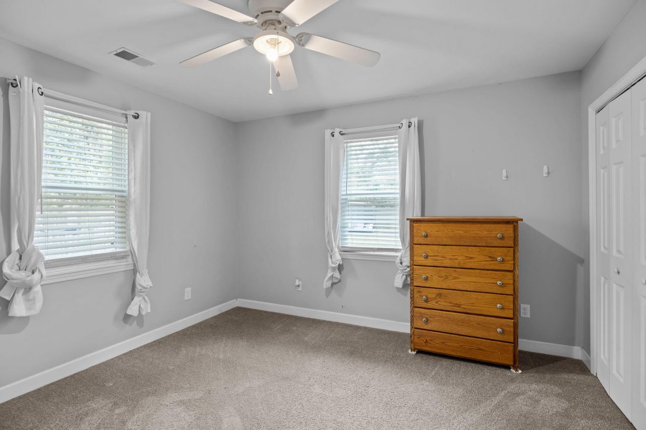 5905 Sedgefield Drive Photo 16