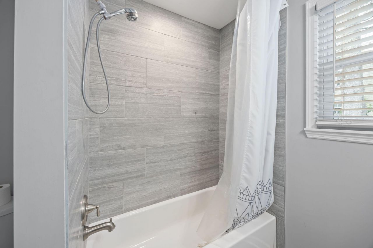 5905 Sedgefield Drive Photo 20