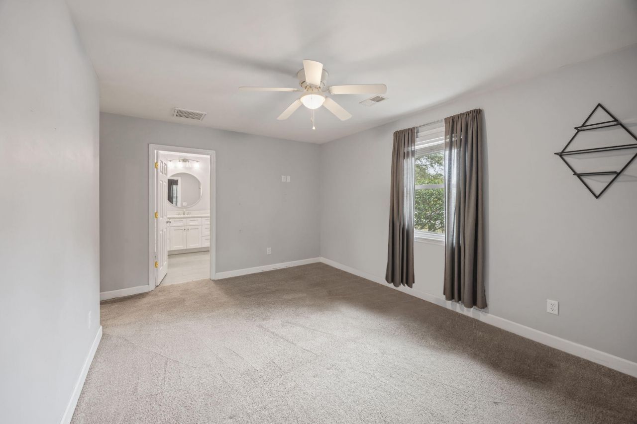 5905 Sedgefield Drive Photo 24