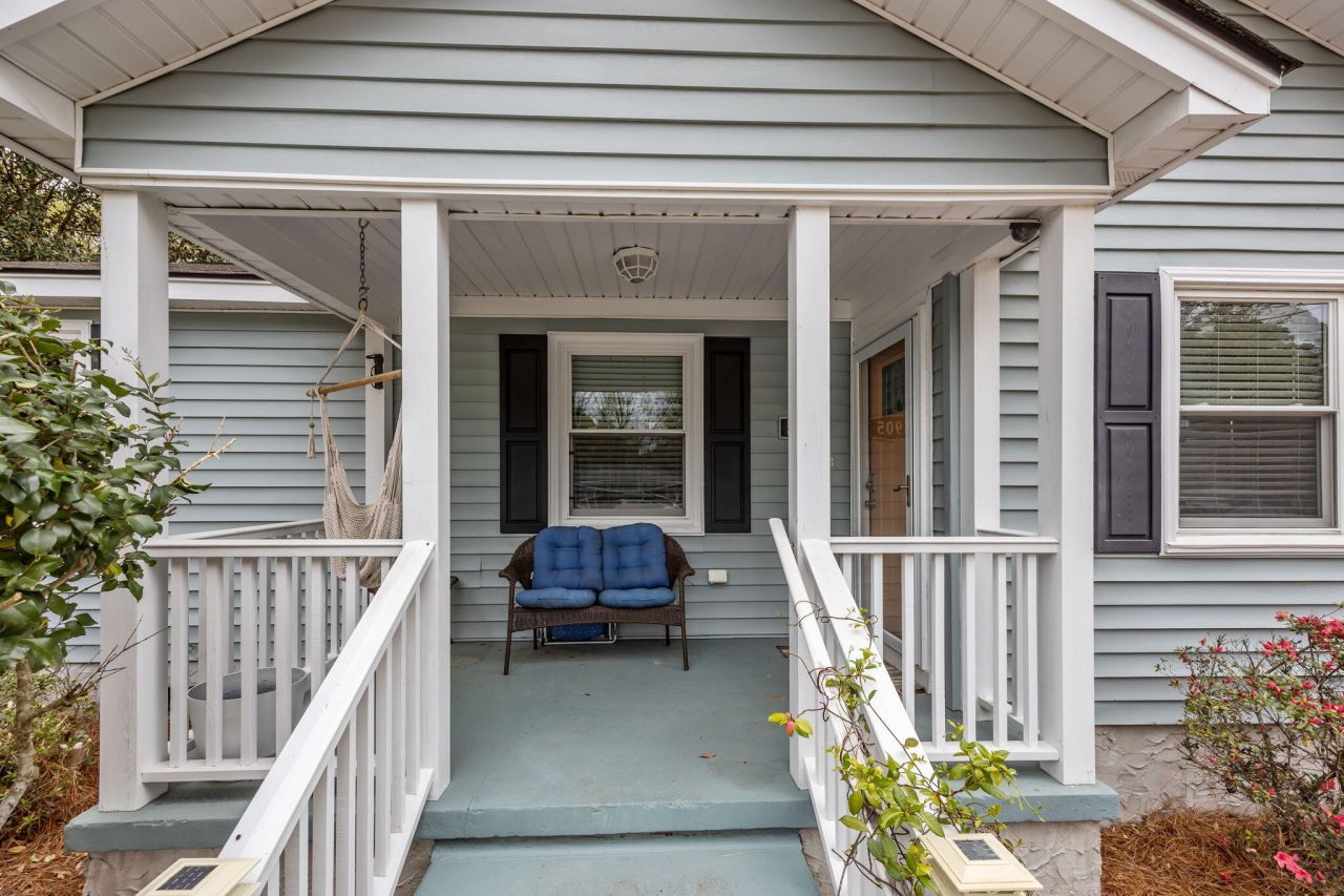 5905 Sedgefield Drive Photo 3