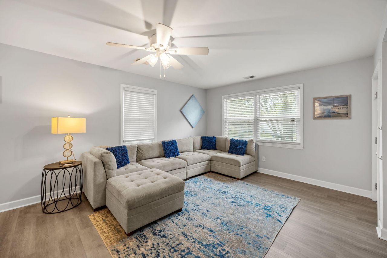 5905 Sedgefield Drive Photo 6