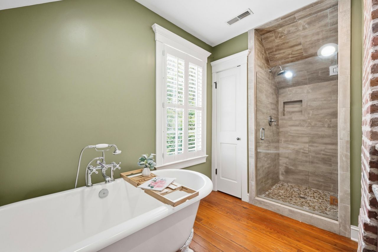 406 S Gum Street Photo 34