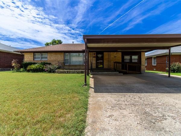 216 W Coe Drive, Midwest City, OK 73110