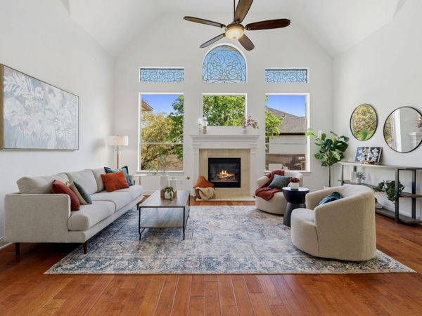 7604 Menler DR, Austin, TX 78735