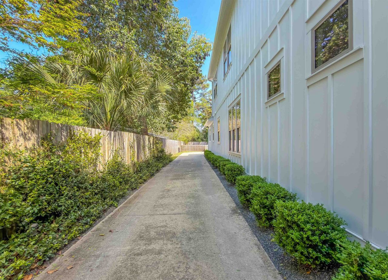 1317 N M L King Jr. Boulevard, Tallahassee, FL 32303 Photo