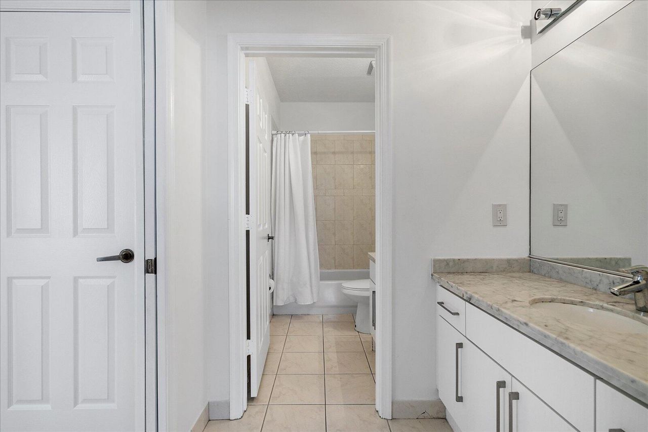 2013 Harbor View Circle, Weston, FL 33327 Photo