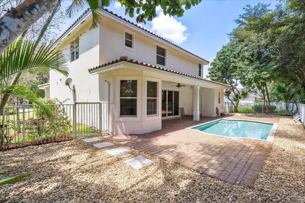 2013 Harbor View Circle, Weston, FL 33327 Photo