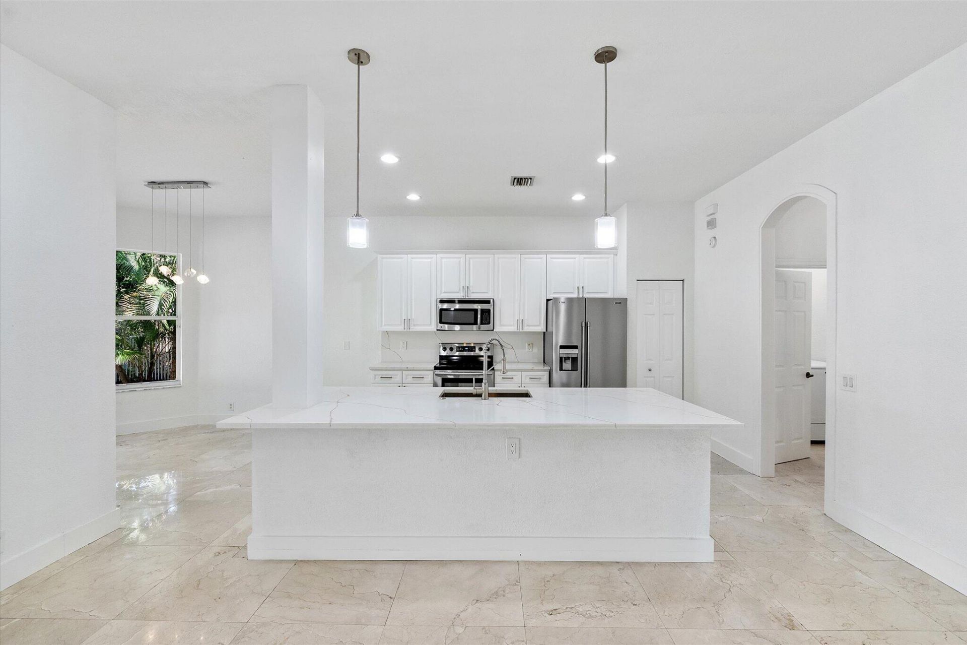 2013 Harbor View Circle, Weston, FL 33327 Photo