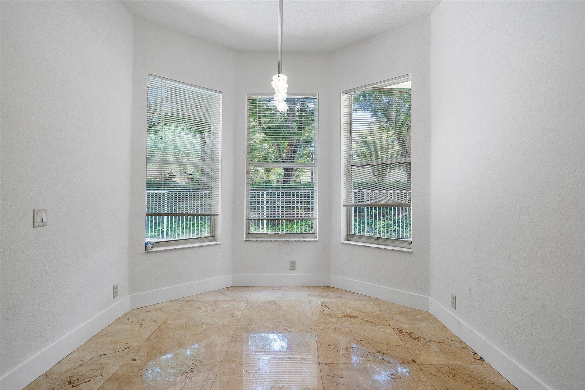 2013 Harbor View Circle, Weston, FL 33327 Photo