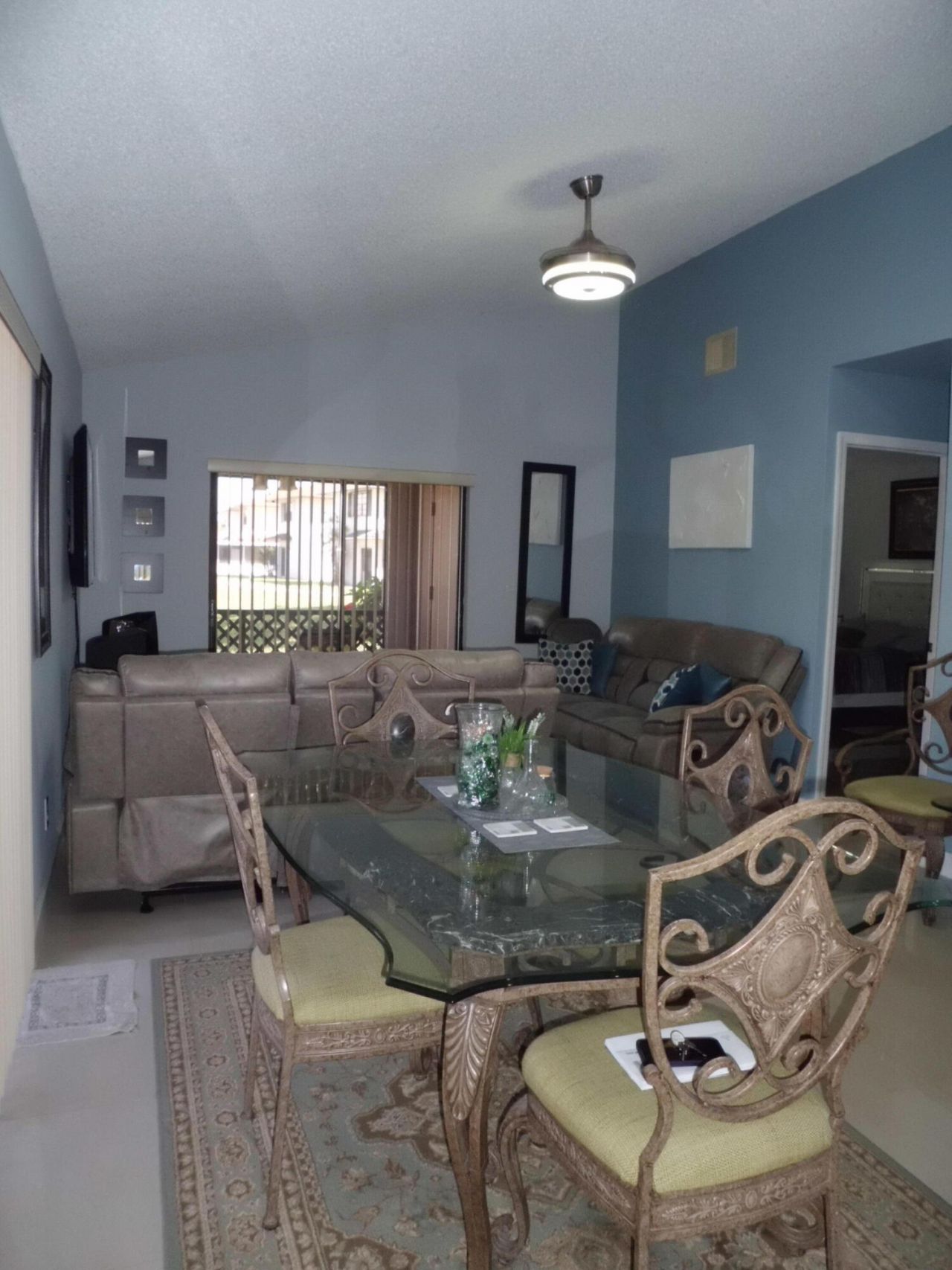 5255 Mendoza Street, West Palm Beach, FL 33415 Photo