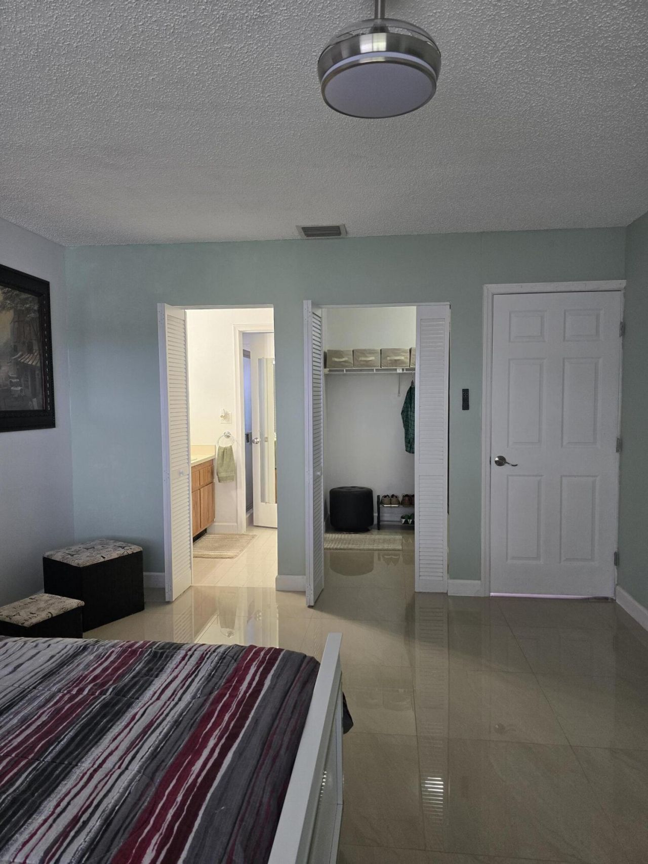 5255 Mendoza Street, West Palm Beach, FL 33415 Photo