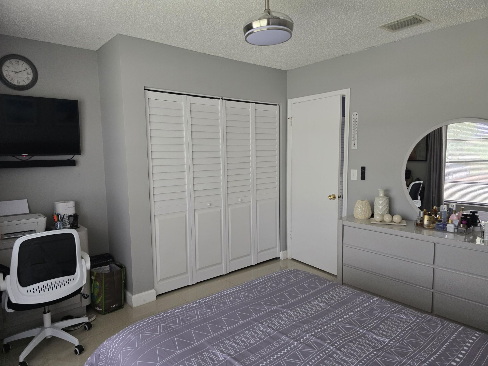 5255 Mendoza Street, West Palm Beach, FL 33415 Photo