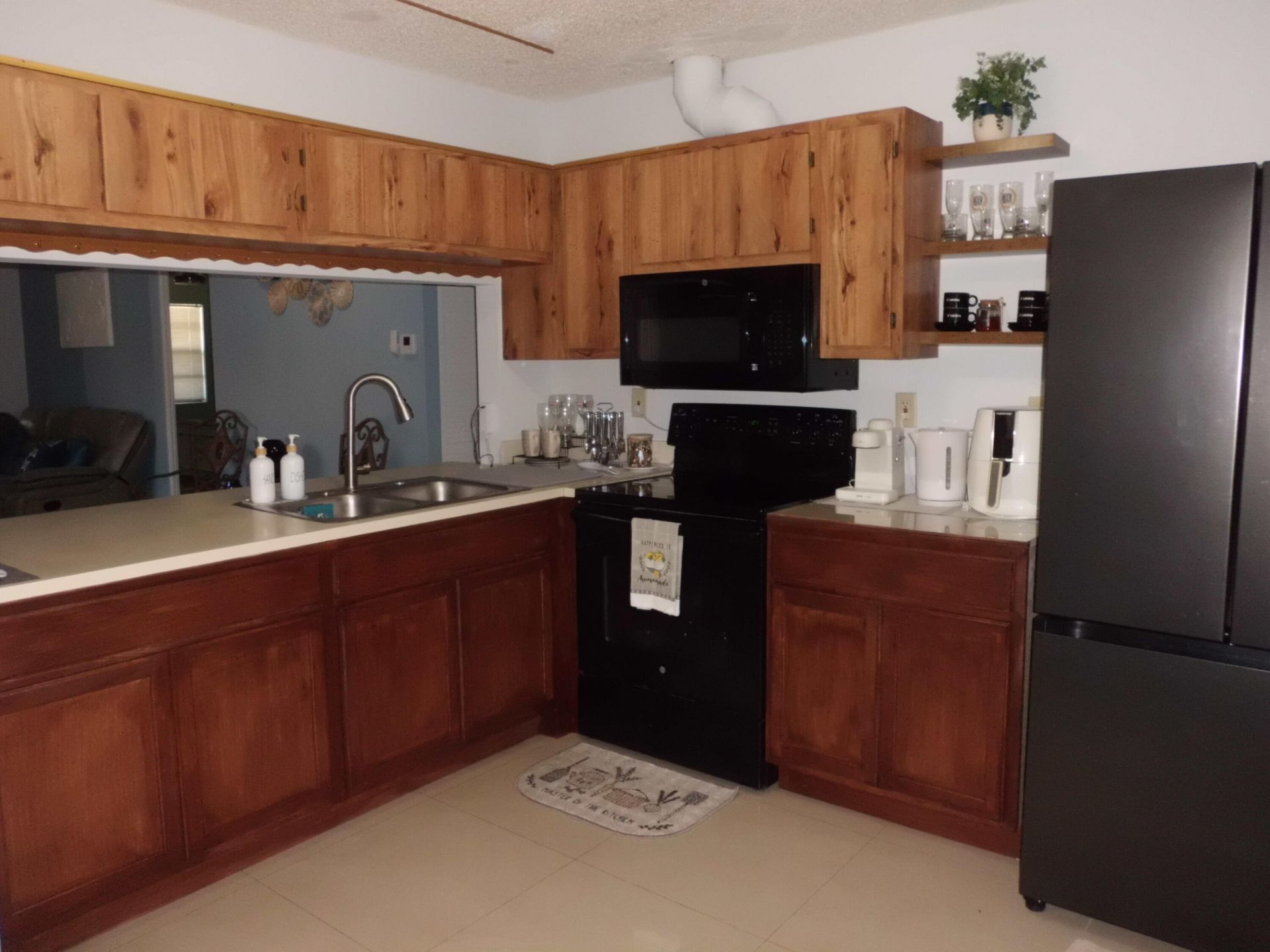 5255 Mendoza Street, West Palm Beach, FL 33415 Photo