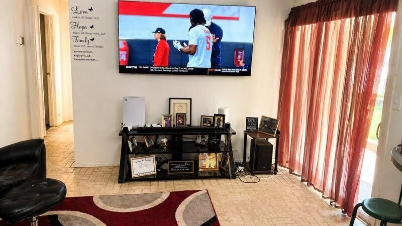 8528 Windsor Drive, Miramar, FL 33025 Photo