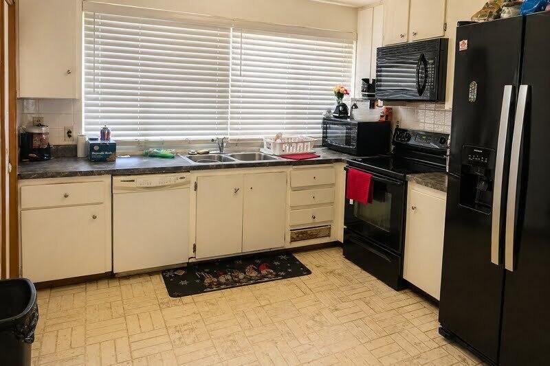 8528 Windsor Drive, Miramar, FL 33025 Photo
