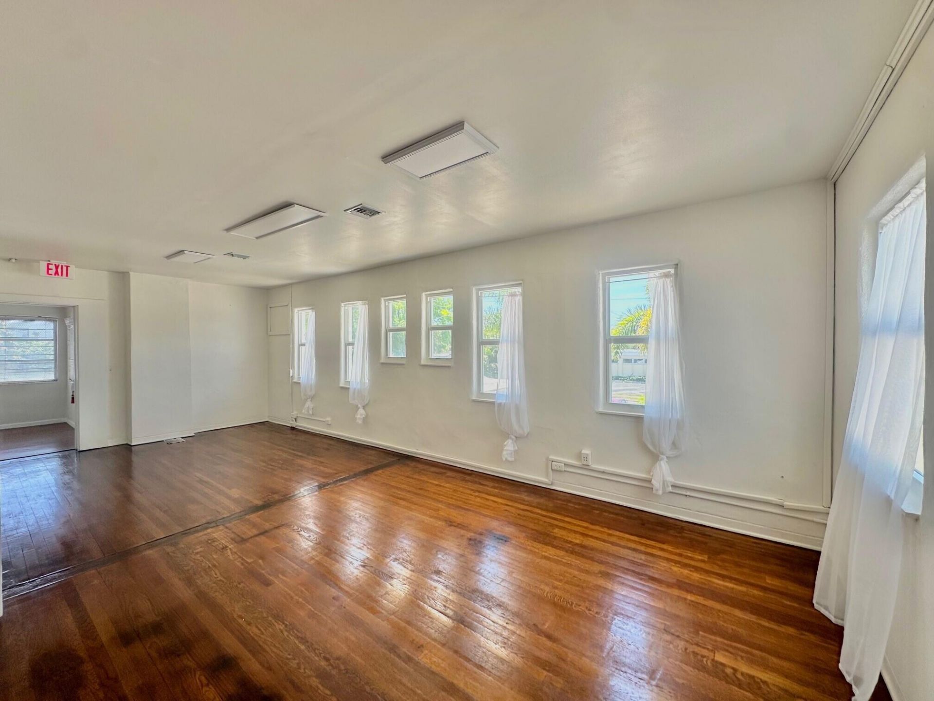 3600 Broadway, West Palm Beach, FL 33407 Photo