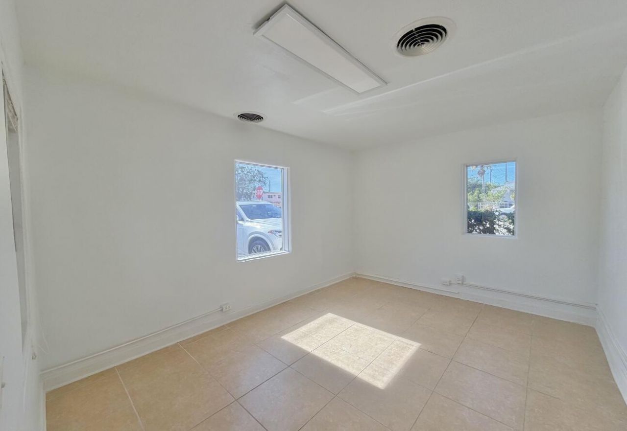 3600 Broadway, West Palm Beach, FL 33407 Photo