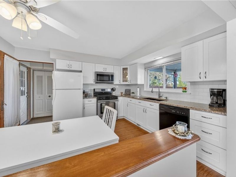 7044 Pitts Boulevard, North Ridgeville, OH 44039 Photo 11