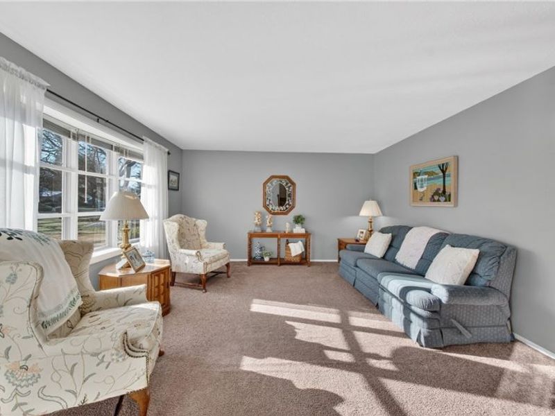 7044 Pitts Boulevard, North Ridgeville, OH 44039 Photo 2