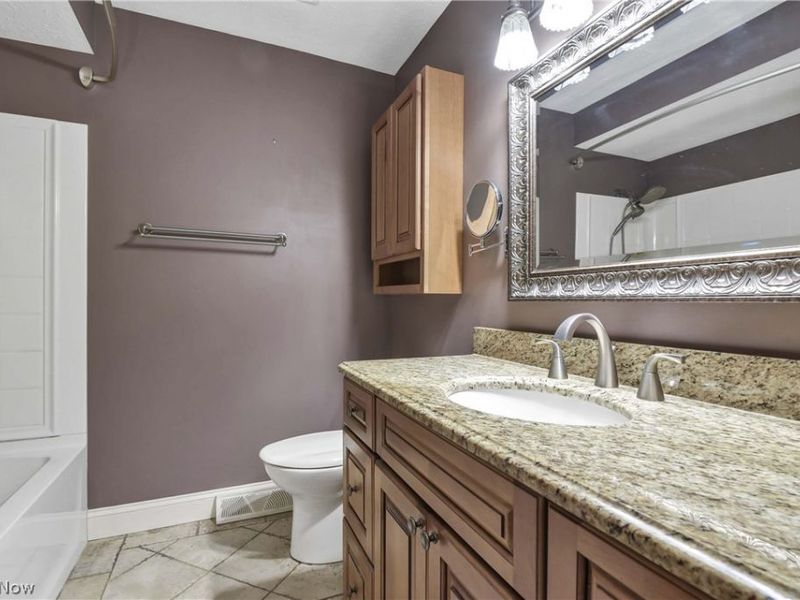 7350 Ames Road, Parma, OH 44129 Photo 24