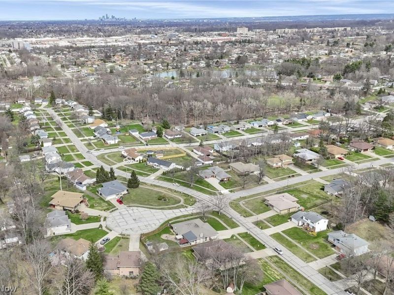 7350 Ames Road, Parma, OH 44129 Photo 47