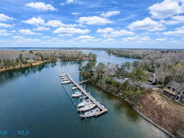 50 Villa Ridge Drive, Unit 7E, Hartfield, VA 23071