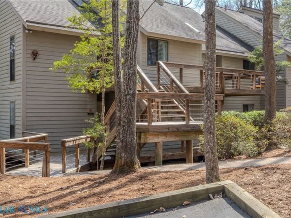 50 Villa Ridge Drive, Unit 7E, Hartfield, VA 23071