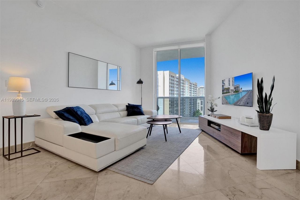 16001 Collins Ave , Unit 805, Sunny Isles Beach, FL 33160 Photo