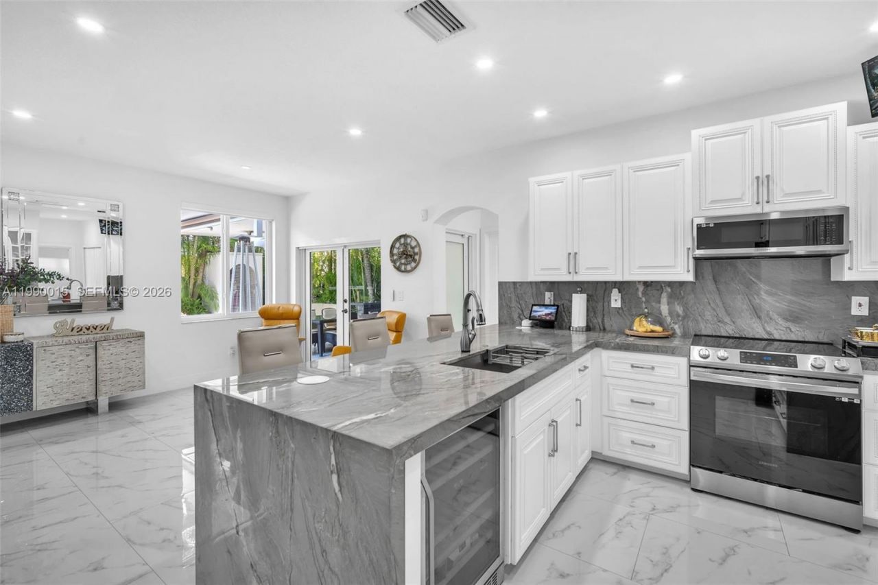 15965 SW 98th St, Miami, FL 33196 Photo