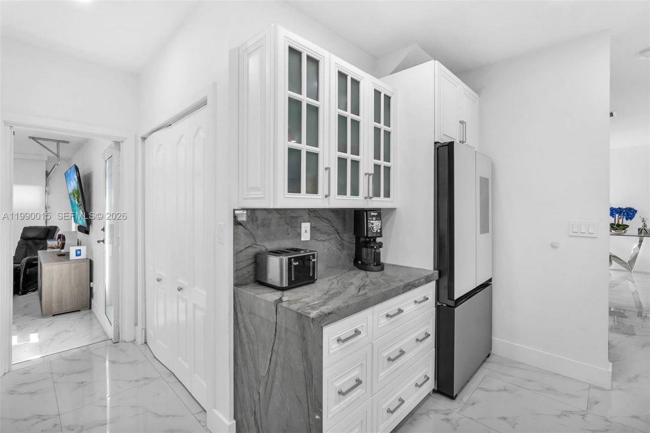 15965 SW 98th St, Miami, FL 33196 Photo