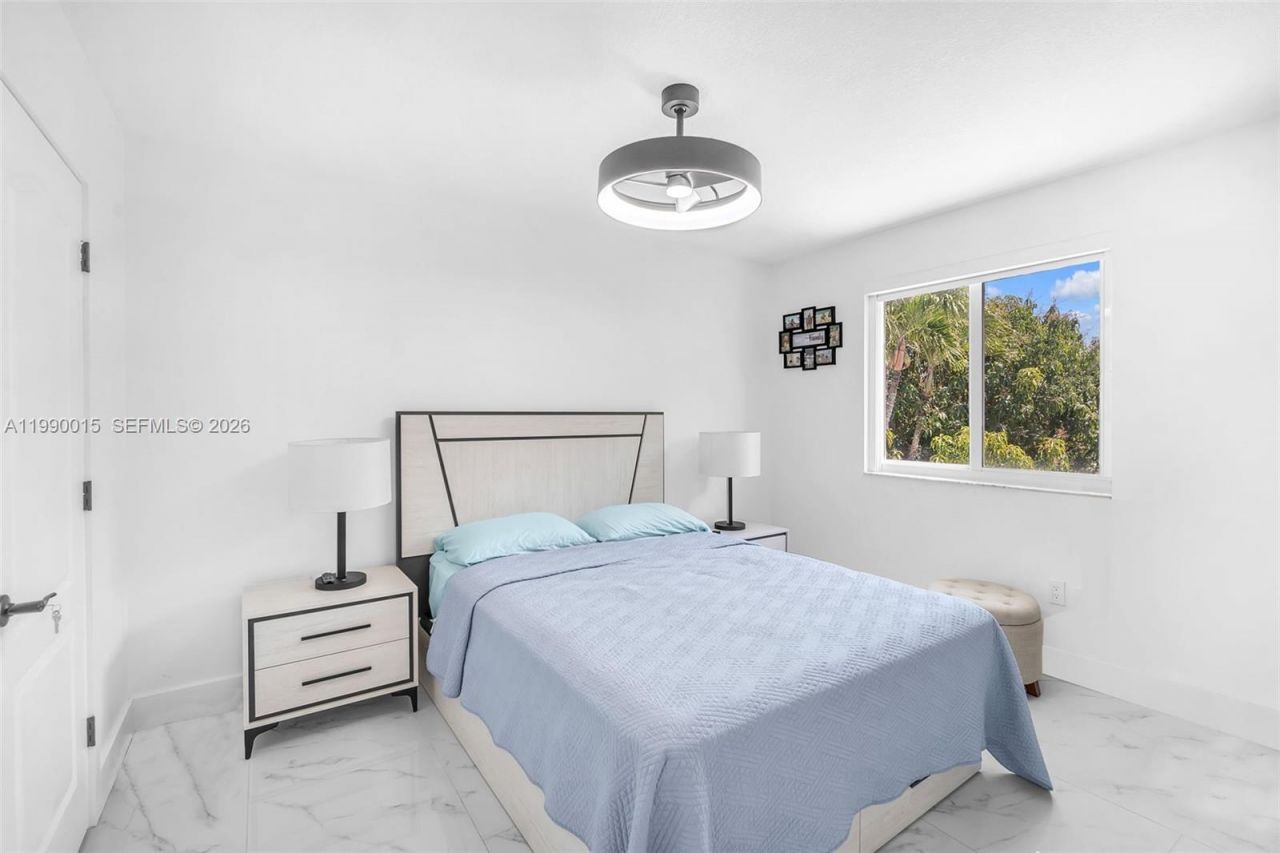 15965 SW 98th St, Miami, FL 33196 Photo