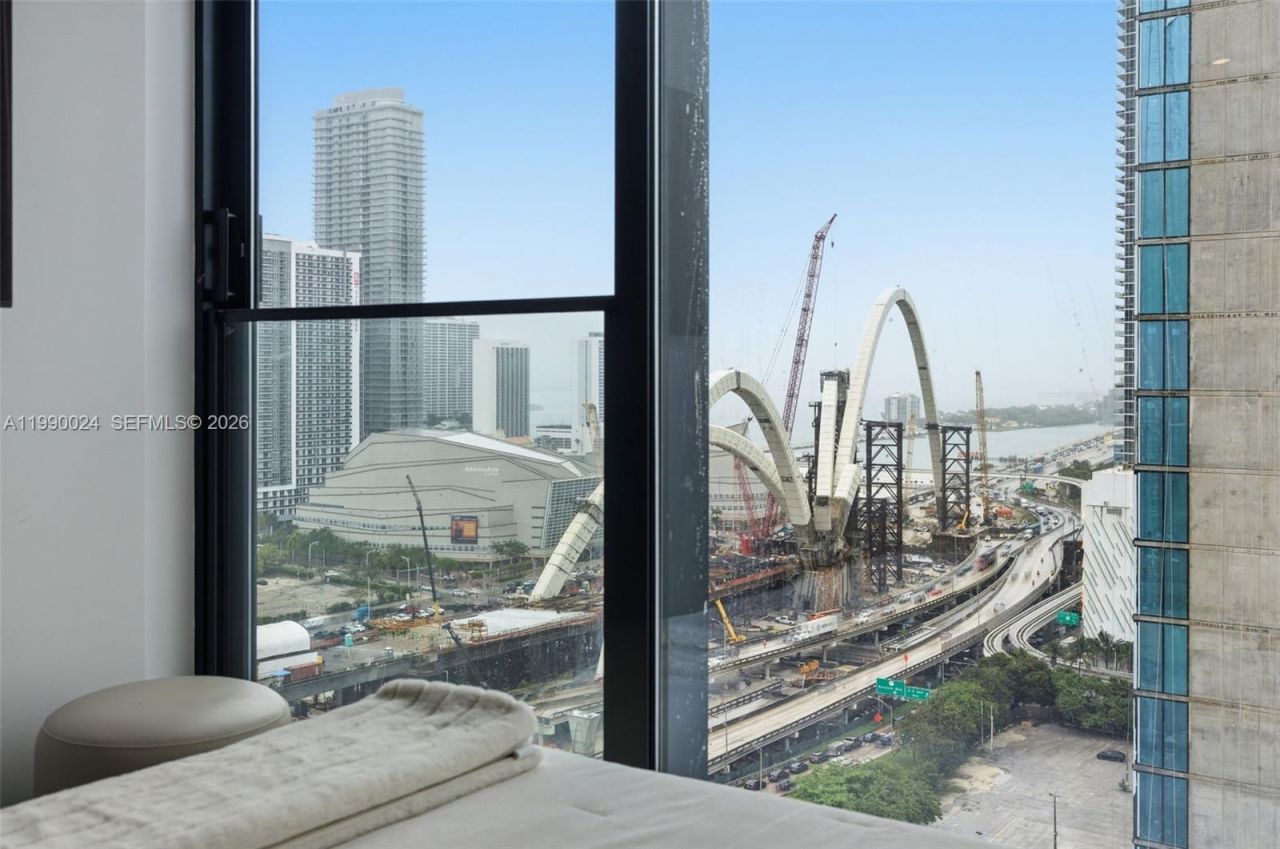 20 NE 11th St, Unit 2306A, Miami, FL 33132 Photo