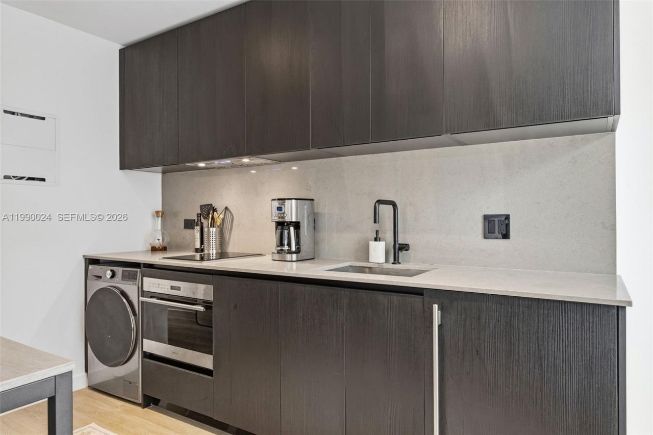 20 NE 11th St, Unit 2306A, Miami, FL 33132 Photo