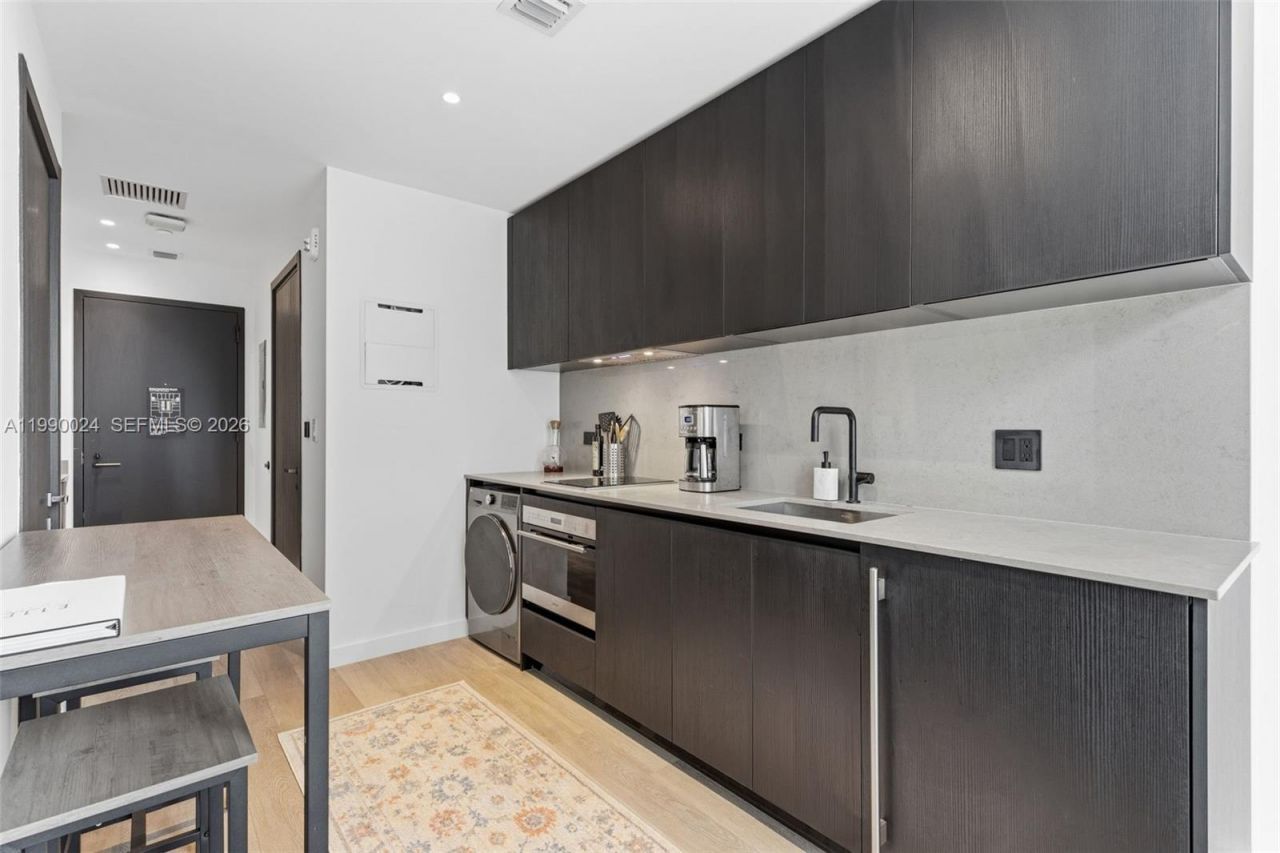 20 NE 11th St, Unit 2306A, Miami, FL 33132 Photo