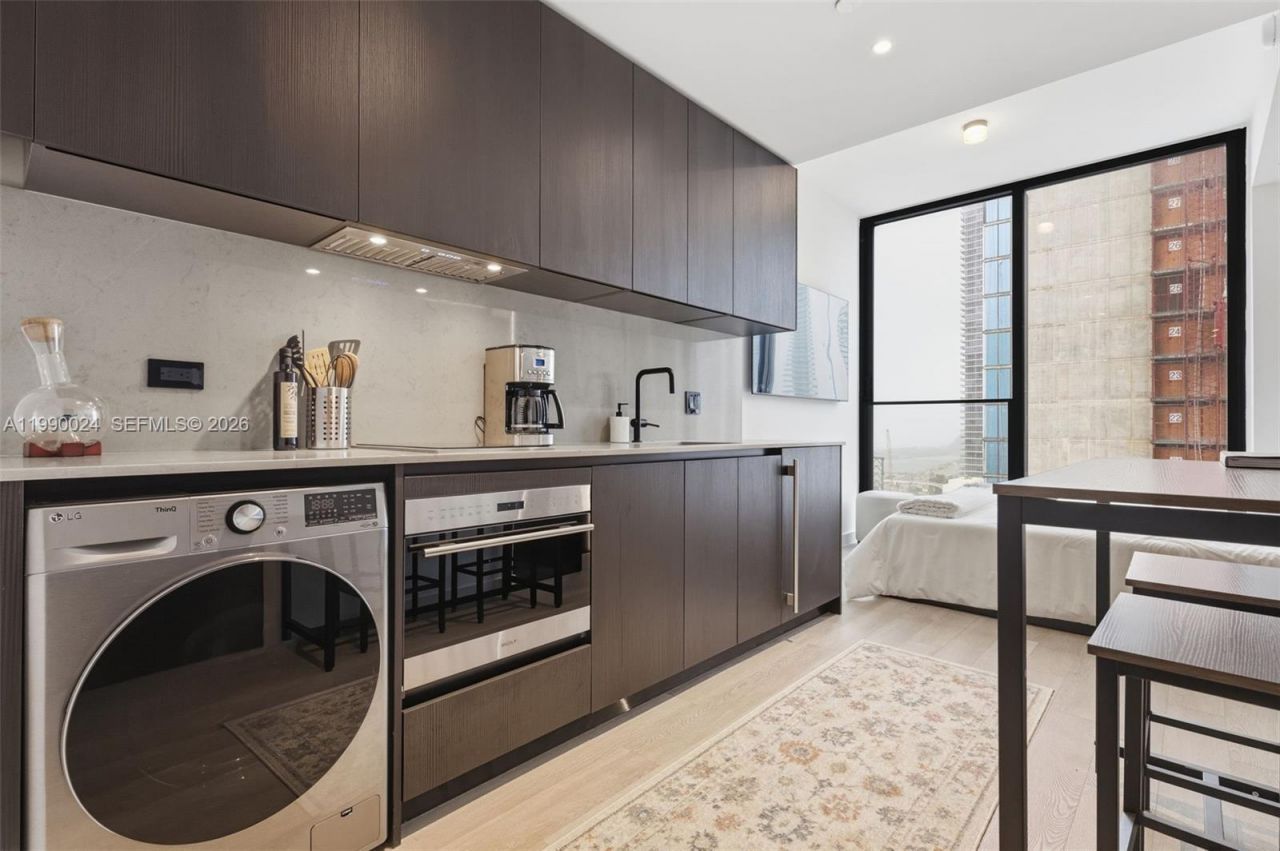 20 NE 11th St, Unit 2306A, Miami, FL 33132 Photo