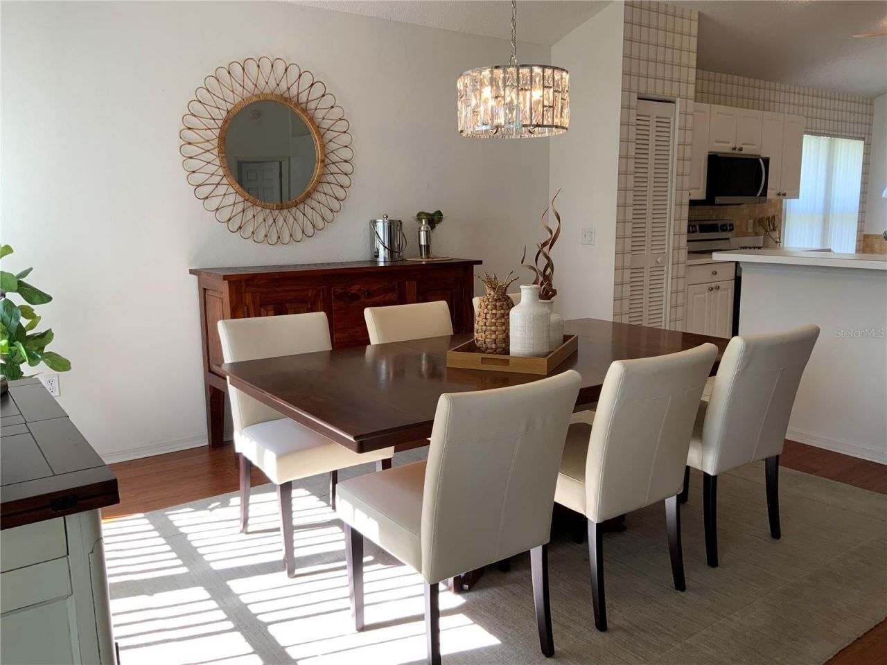 4916 Linsey Court , Sarasota, FL 34243 Photo